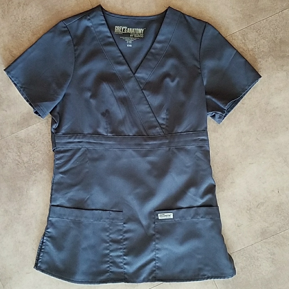 Charcoal gray Grey's Anatomy scrub top!